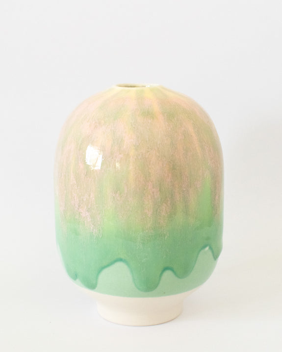 Studio Arhoj - Small Hana Vase - Plum 1