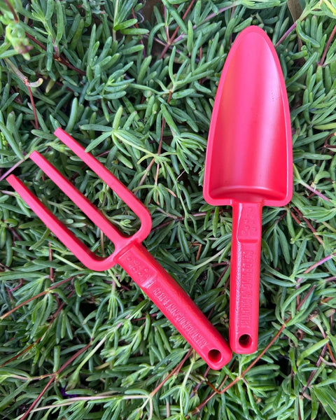 Gardening on Country - Chicky Kids Garden Fork - Red Earth