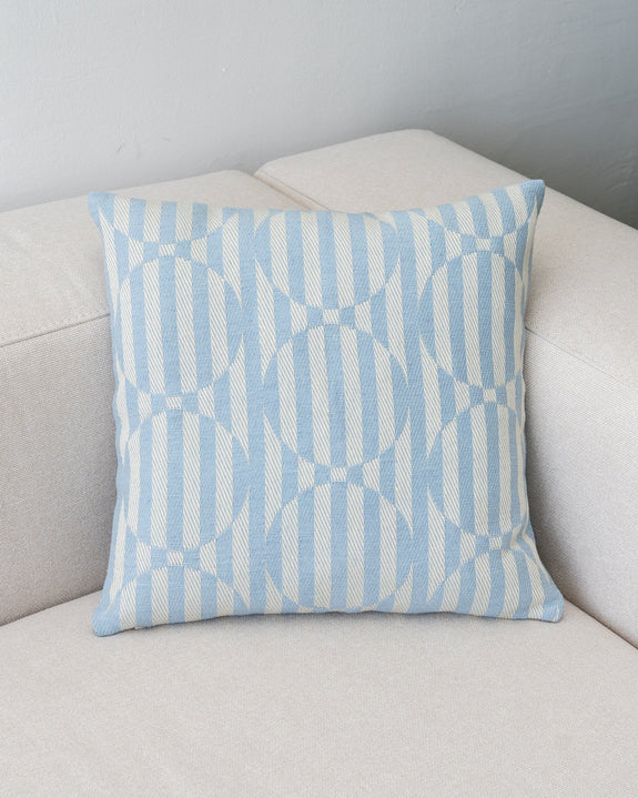 Tarta Gelatina - Topito Cushion Cover - Light Blue