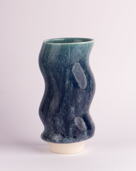 Studio Arhoj - Small Hana Vase - Wave 10
