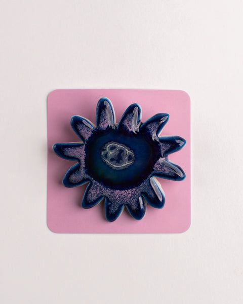 Esther Sandler of Togetherness - Good Omens - Brooch - Daisy 6