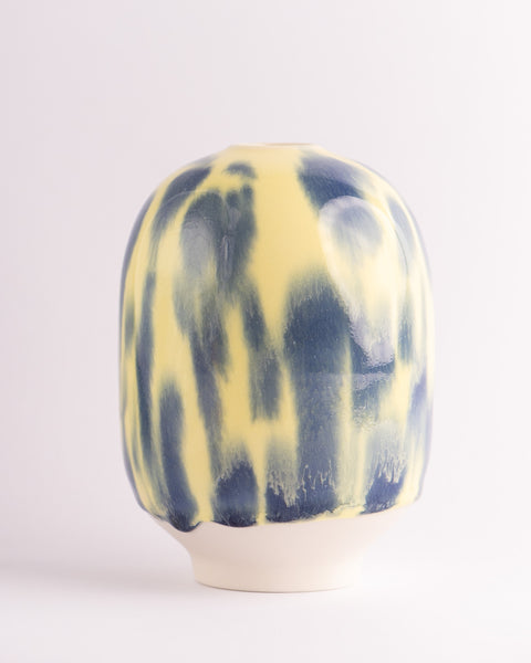 Studio Arhoj - Small Hana Vase - Plum 2