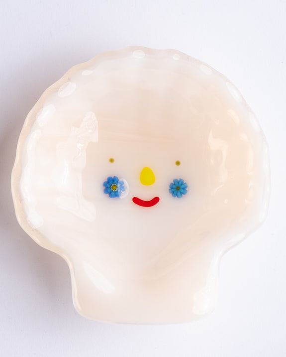 Lawn Bowls - Happy Clam Glass Plate - White