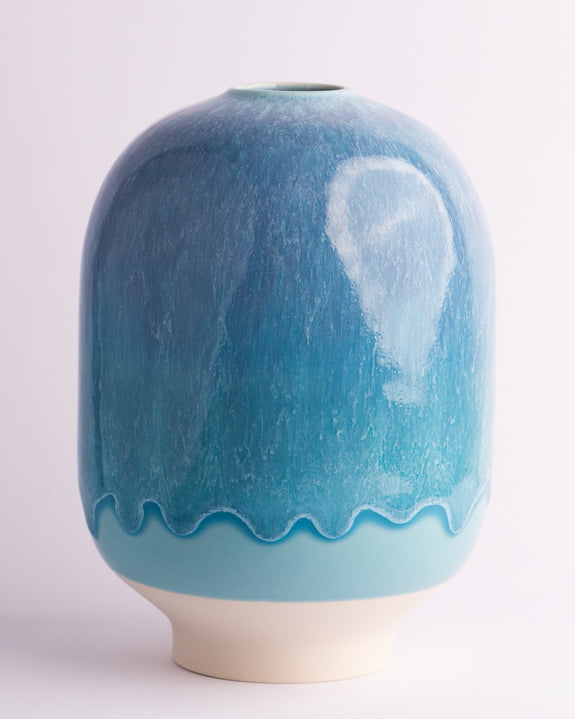 Studio Arhoj - Large Hana Vase - Plum 4