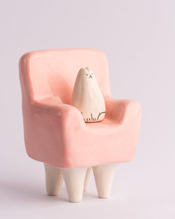 Milo Hachim - Cat in Armchair - Pink