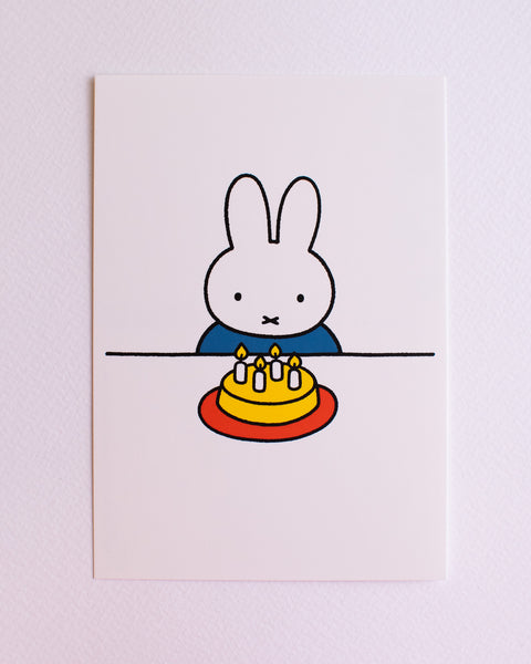 Miffy - Postcard - Miffy with a Cake