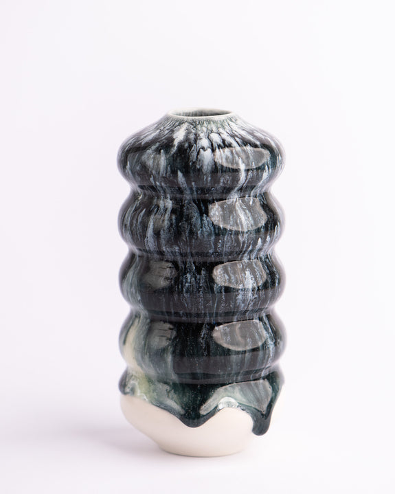 Studio Arhoj - Small Hana vase - Kiku 5