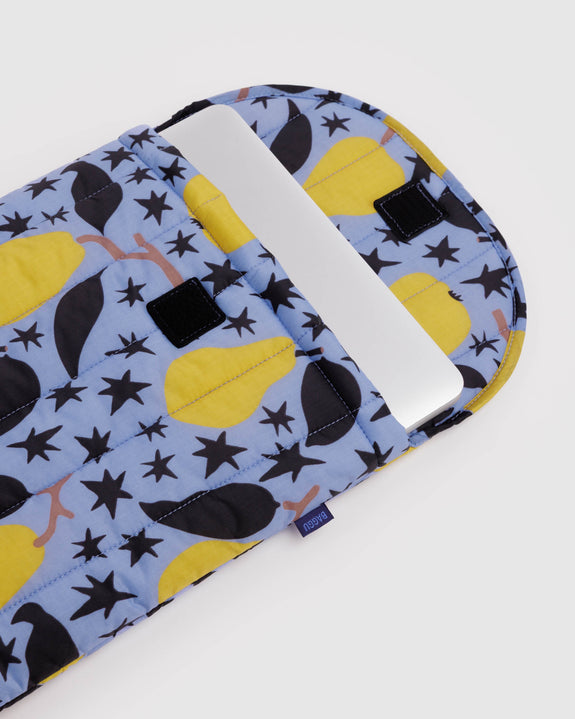 Baggu - Puffy Laptop Sleeve - 16 Inch - Golden Pears - PRE-ORDER FOR SHIPPING AFTER MONDAY OCTOBER 12TH*