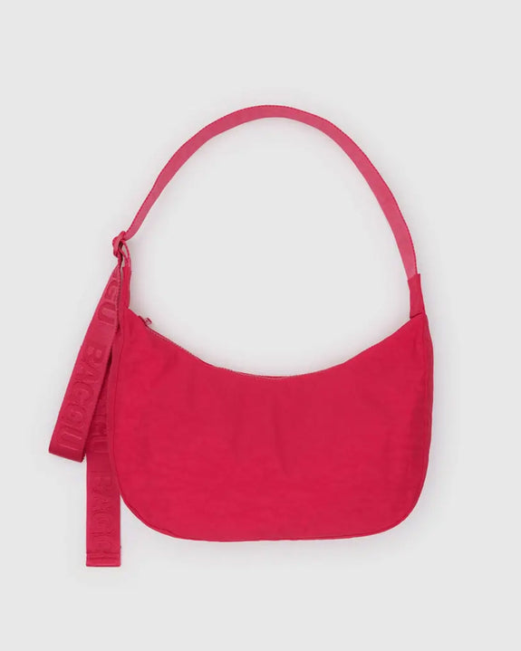 Baggu - Medium Nylon Crescent Bag - Candy Apple 47" strap