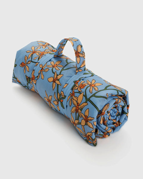 Baggu - Puffy Picnic Blanket - Orchid *PRE-ORDER FOR SHIPPING AFTER MAY 8TH*