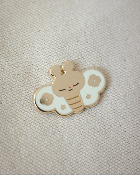 Natamori - Enamel Pin - Butterfly