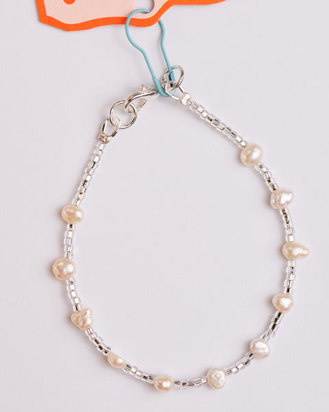 Emily Green - Silver Pearly Bracelet
