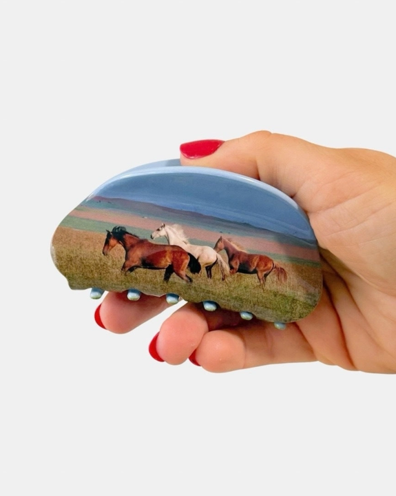 Chunks - Suki Claw - Horse Girl