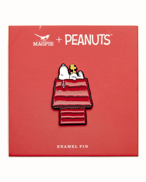 Peanuts Friends Forever Pin - Doghouse