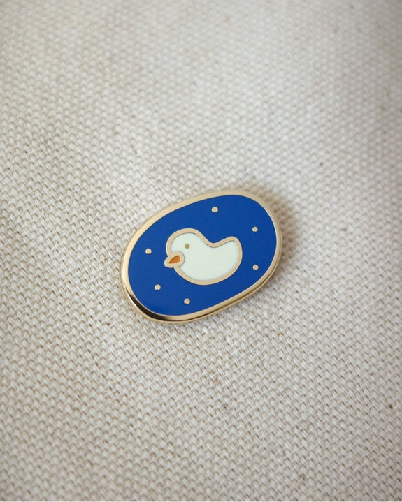 Natamori - Enamel Pin - Lake Duck