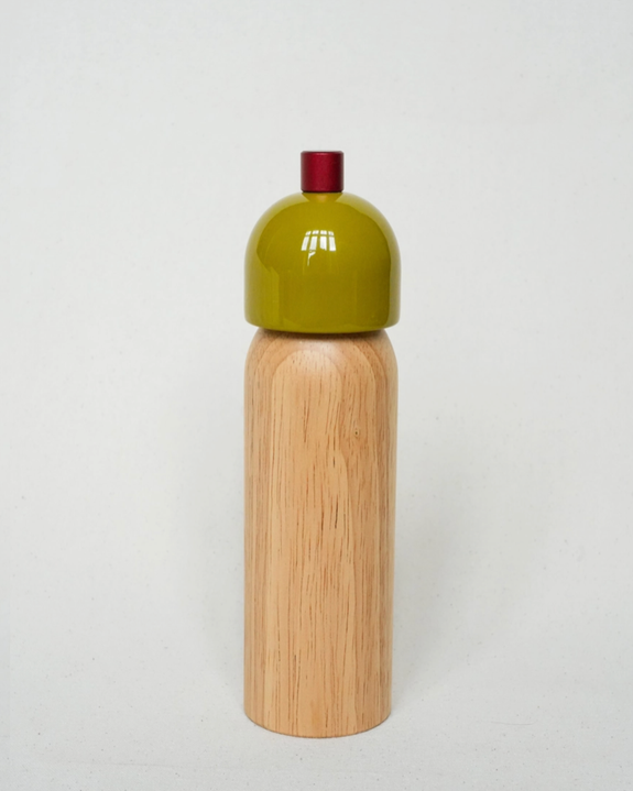 Maegen - Salt or Pepper Grinder - Olive & Red - Medium