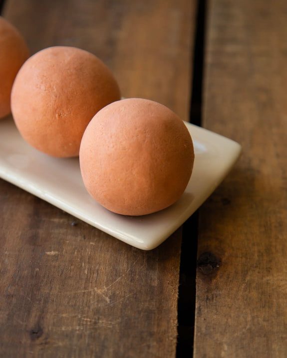Est - Small Ball Soap - Pink Clay Geranium
