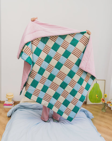 Tarta Gelatina - Reversible Quilt - Playground
