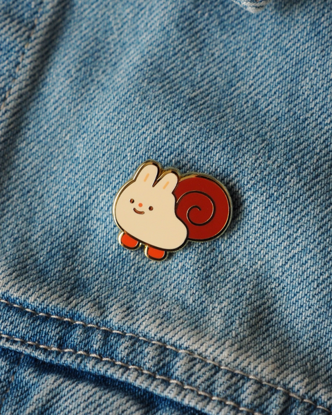 Natamori - Snail - Enamel Pin