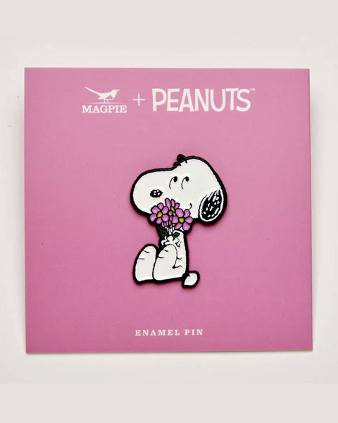 Peanuts Give Hugs Pin - Flowers