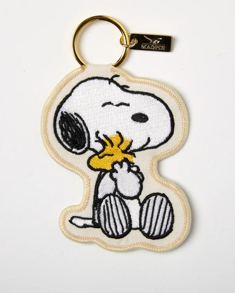 Magpie X Peanuts Key Charm - Snoopy - Hug