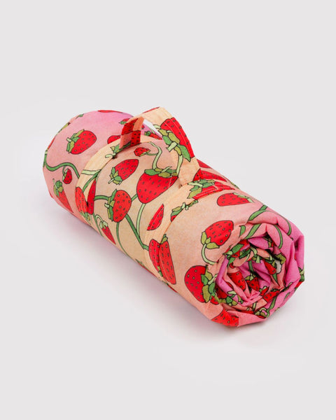 Baggu - Puffy Picnic Blanket - Strawberry Blossom