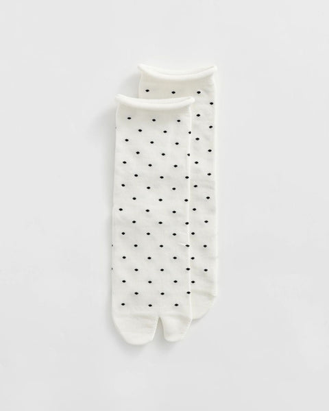 Soft Park - Tabi Socks - White with Dots